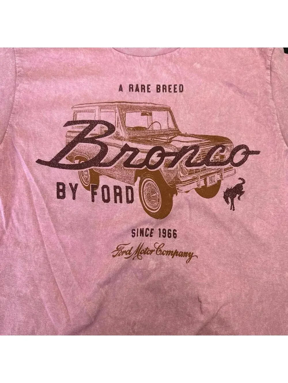 Vintage-Style Pink Ford Bronco T-shirt, Small
